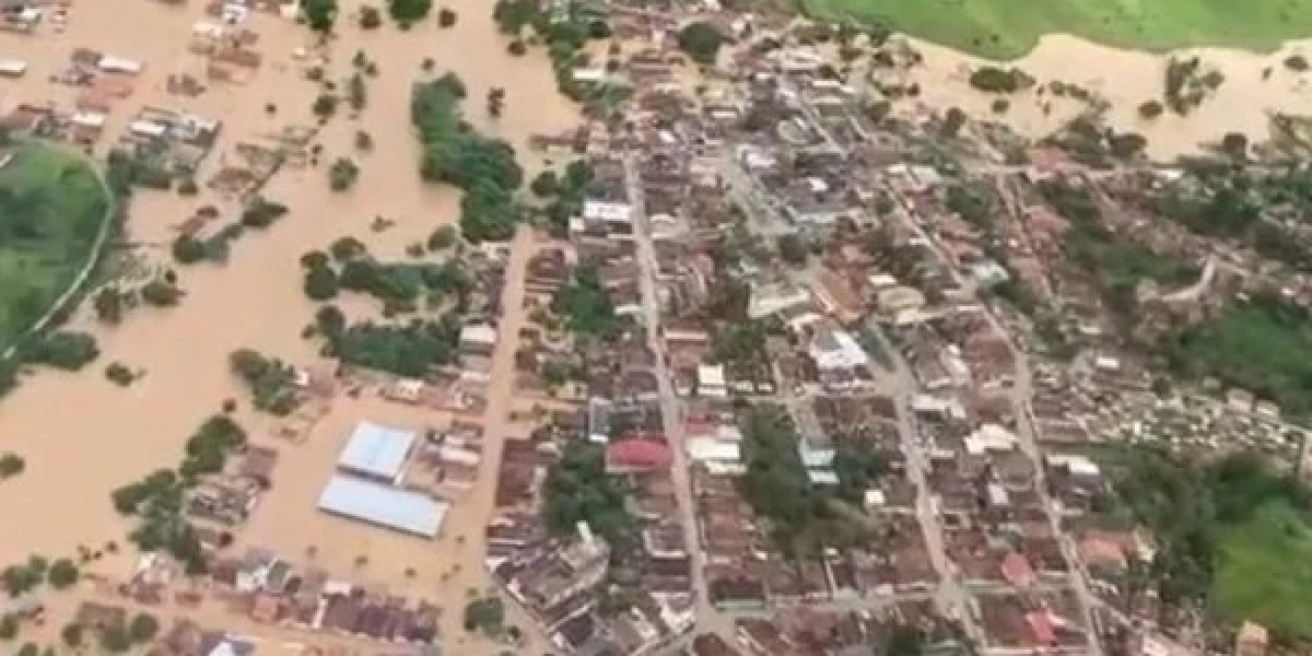 Após fortes chuvas, Situação de Emergência é decretada em 24 municípios baianos