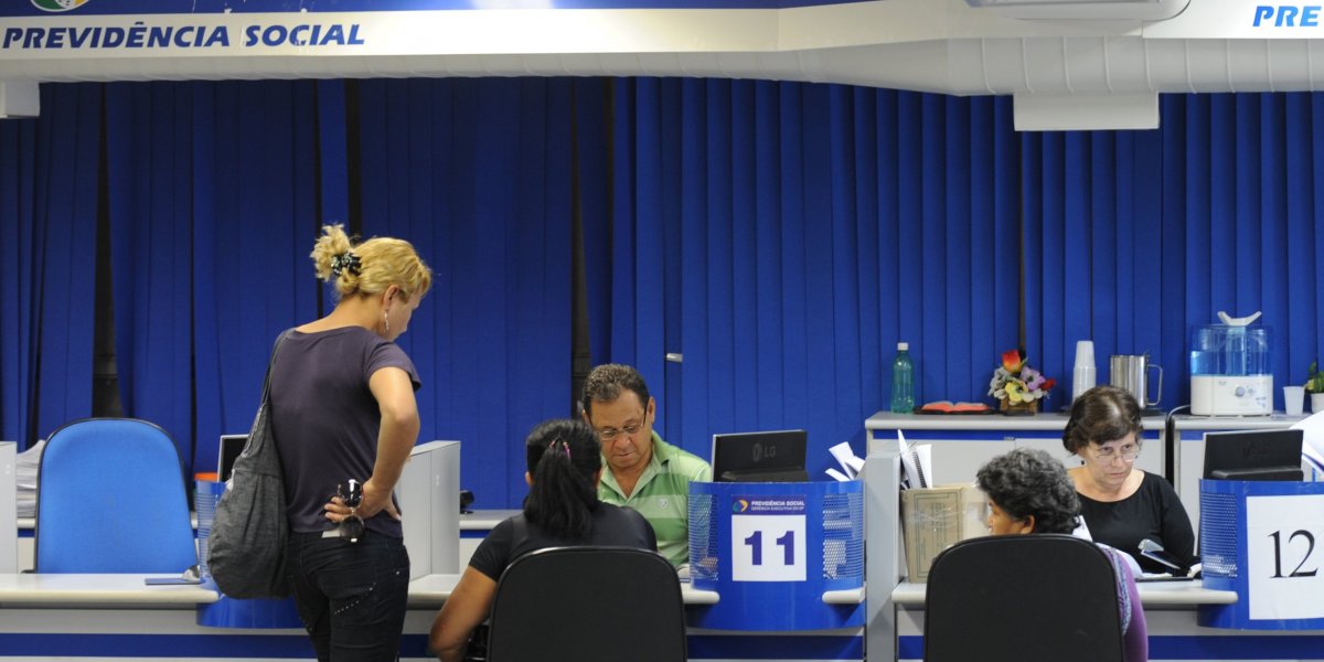 INSS altera limite de juros do empréstimo consignado