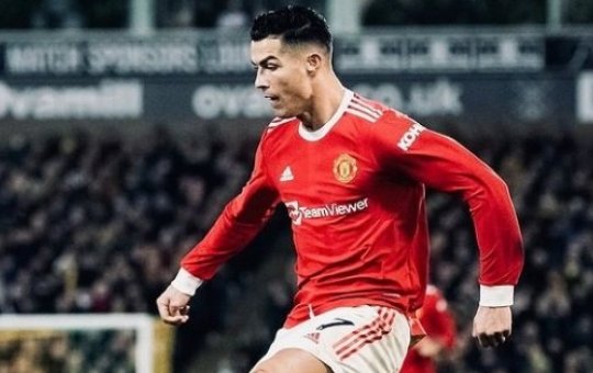 Com gol de Cristiano Ronaldo, United vence no Campeonato Inglês