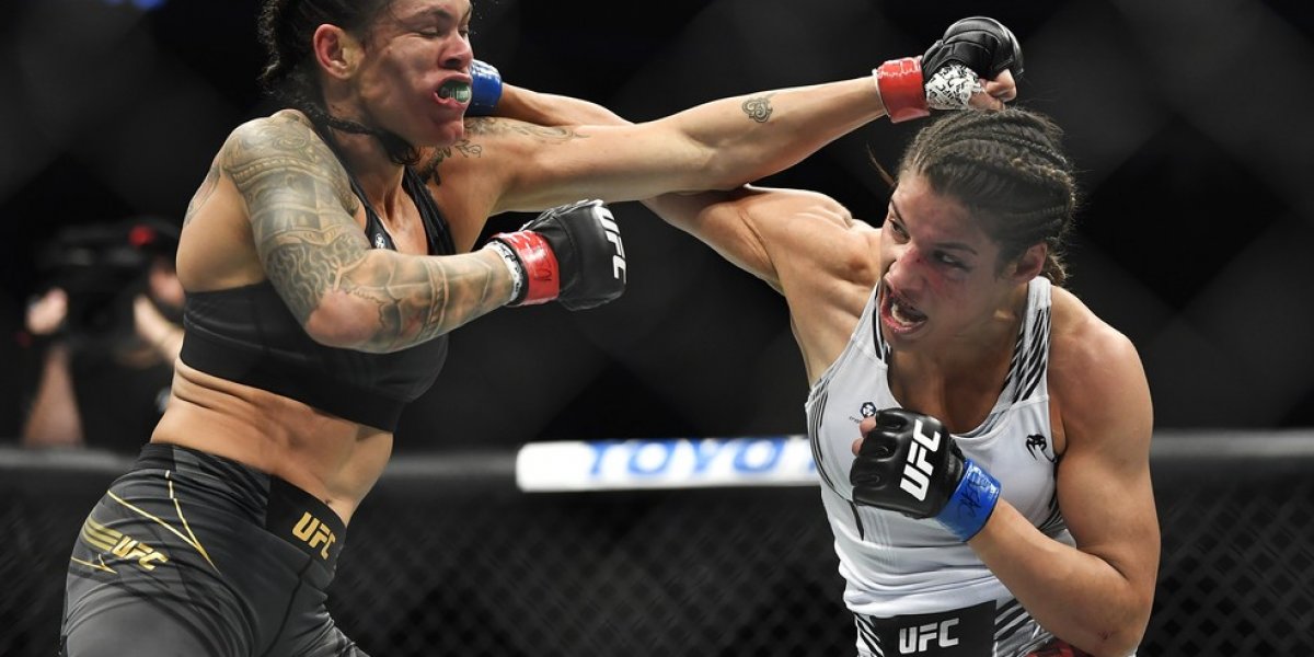 Mesmo favorita ao cinturão, baiana Amanda Nunes é derrotada