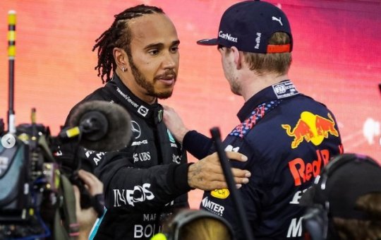 Mercedes entra com dois protestos contra resultado do GP Abu Dhabi