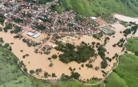 Rui Costa fornecerá linha de crédito especial a comerciantes afetados por chuvas