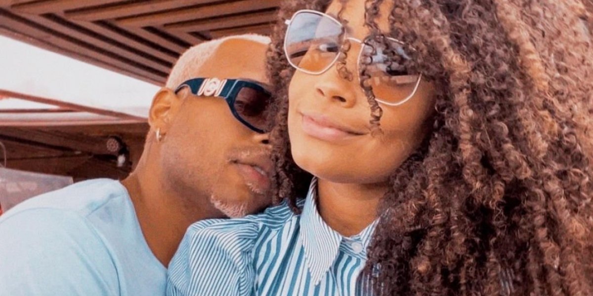 Reconciliação: Cristian Bell aparece com chupão nos stories após show com Rafa