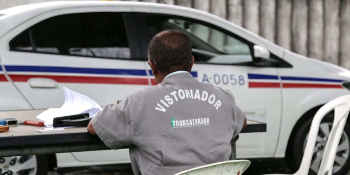 Taxistas e mototaxistas de Salvador têm até o próximo dia 20 pra fazer vistoria