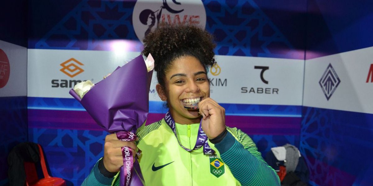 Levantamento de peso: Brasileira faz história e ganha 1ª medalha em mundial