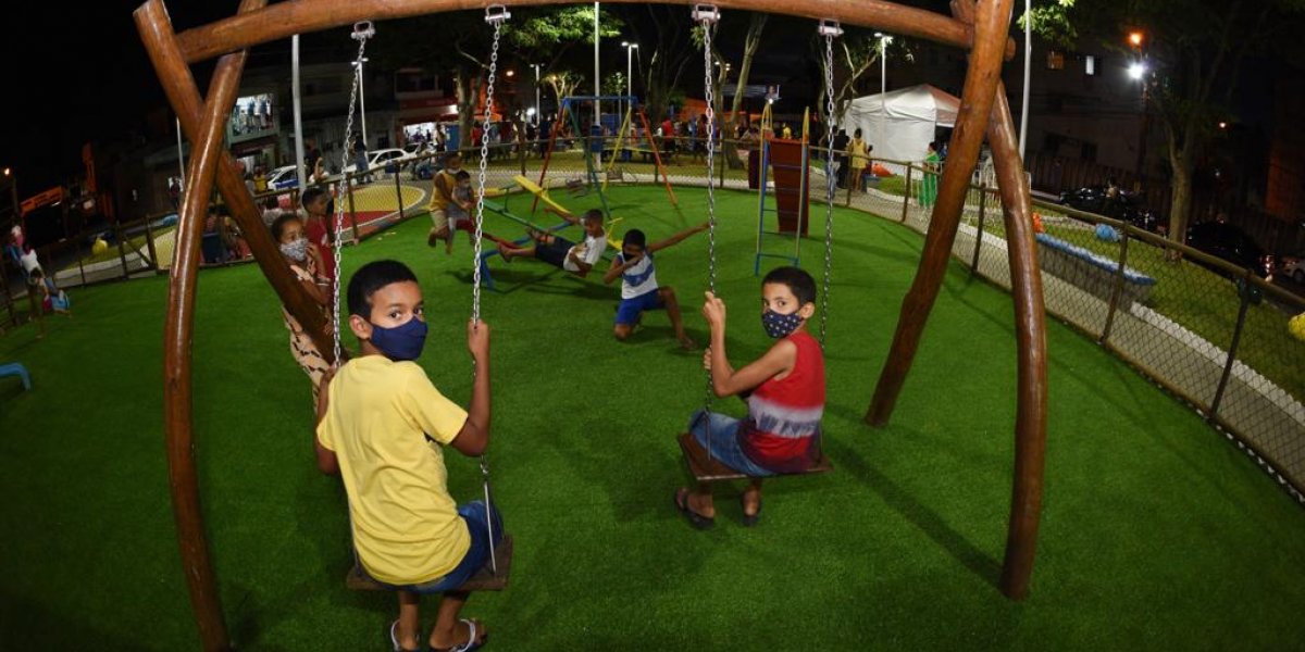 Prefeitura de Salvador entrega equipamentos de lazer em Fazenda Grande II e III