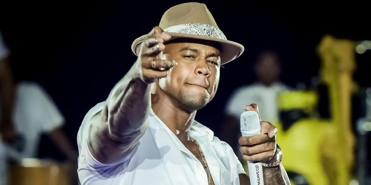 Léo Santana anuncia que o Bloco do Nana foi adiado para o Carnaval 2023